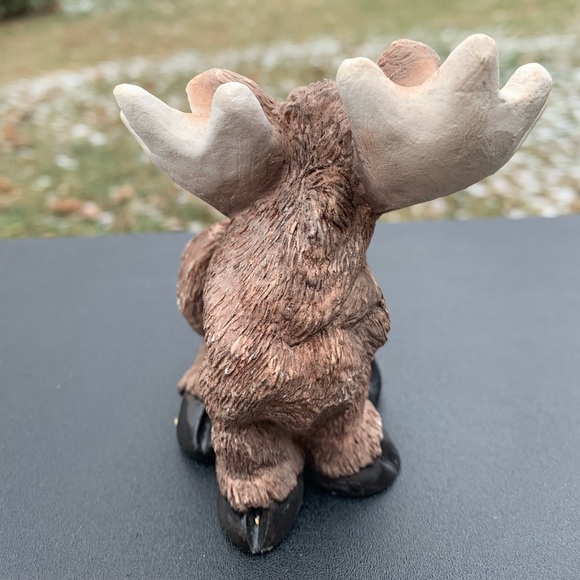 Adorable Vintage Moose Figurine - Picture 6 of 8